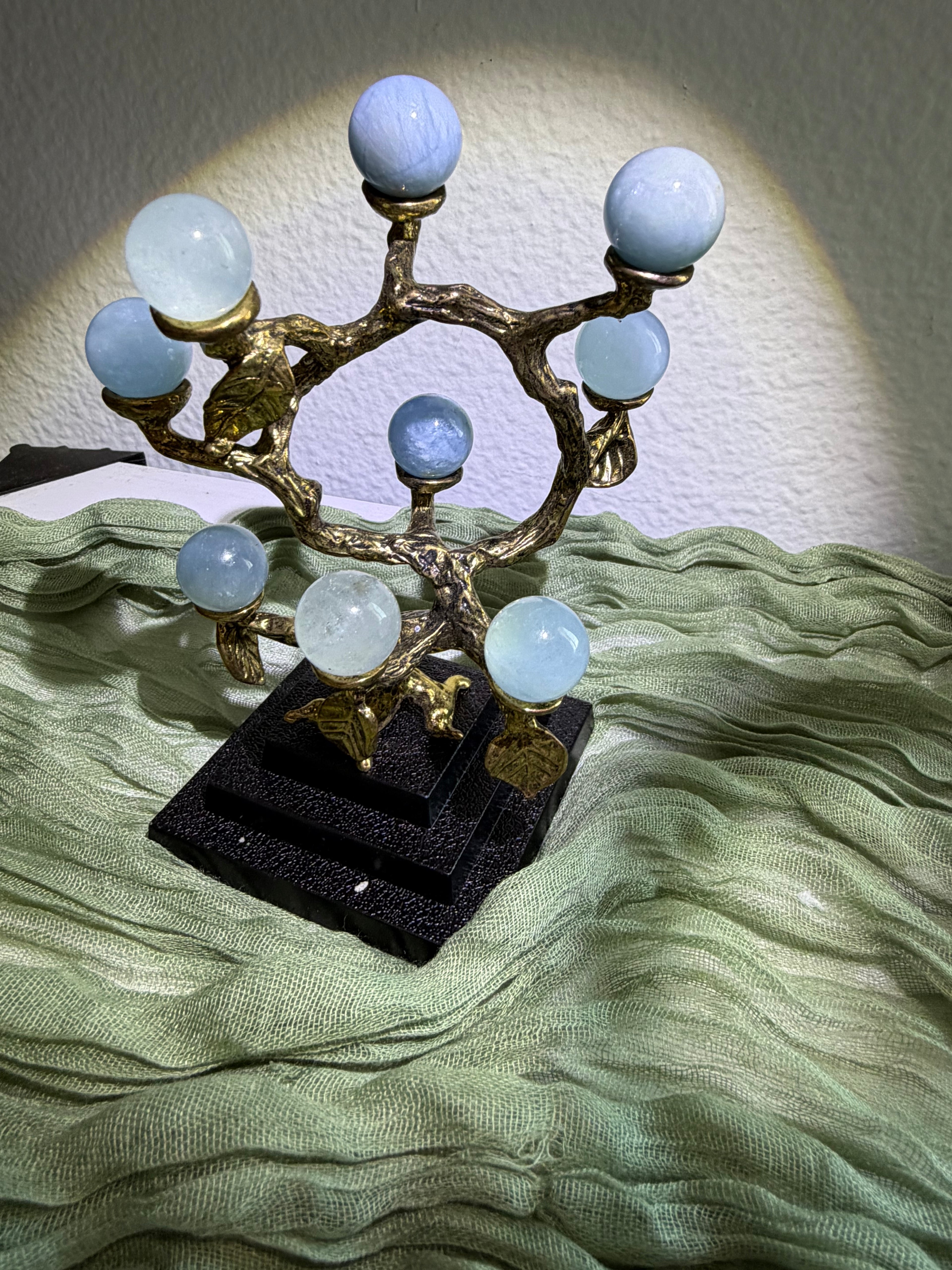 Aquamarine mini sphere tree